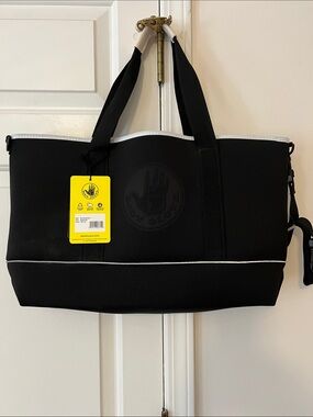 NWT Body Glove luggage Roslin Medium All Day Totetote bag